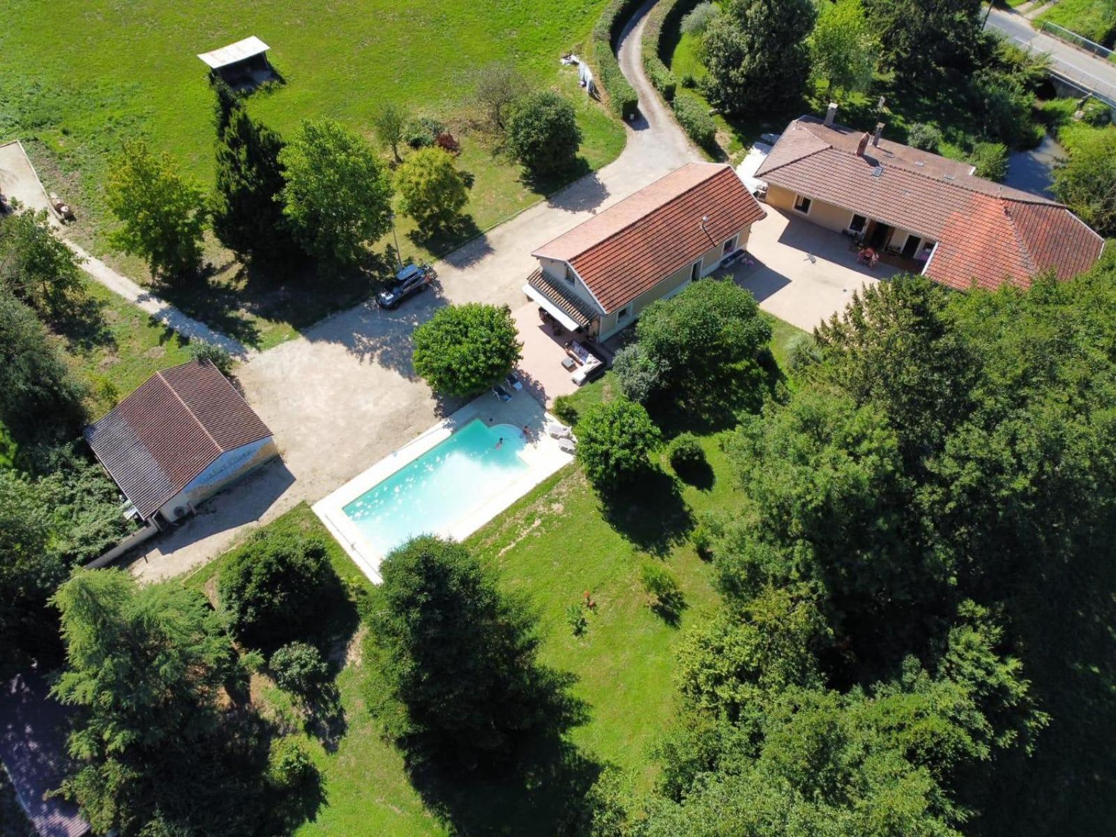 Gite A La Campagne Avec Piscine Biziat Exteriér fotografie